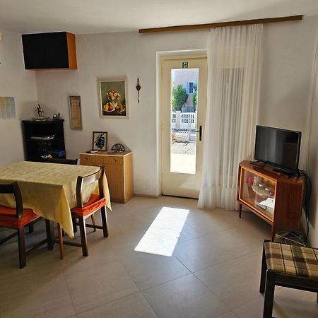 Mediterranean House 50M From The Sea Нин Экстерьер фото